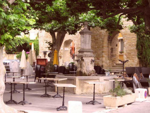 Soleil Et Ombre Hotel Villedieu  Zewnętrze zdjęcie